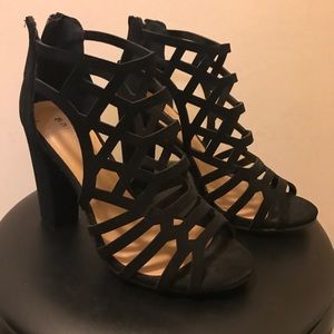 Cute Stylish Faux Suede Bamboo Heels! Brand new!
